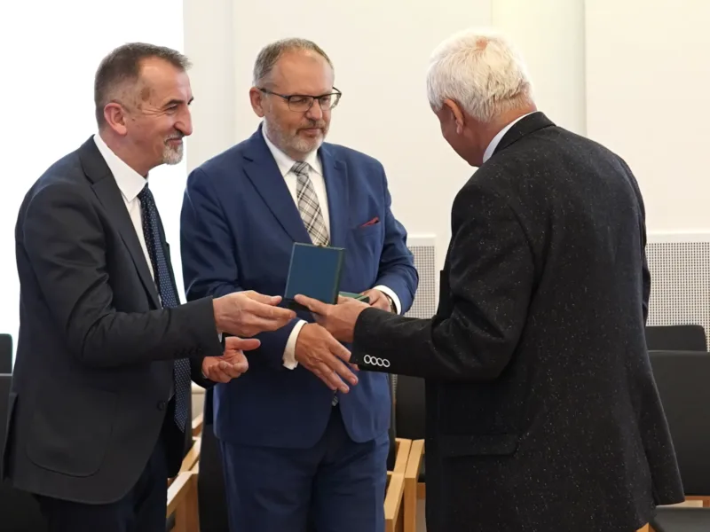 Seznamte se s osobnostmi, které v roce 2023 ČAZV ocenila za jejich přínos k rozvoji vědy a výzkumu v agrárním sektoru