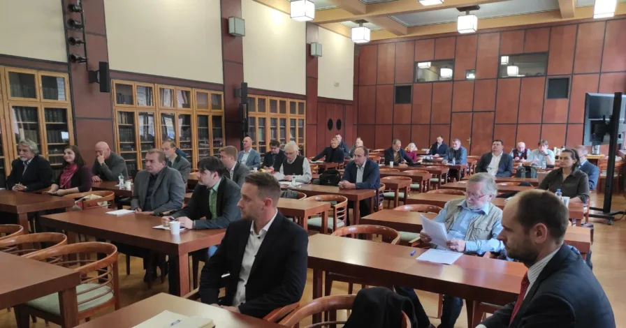 Zpráva z listopadového zasedání předsednictva ČAZV a navazujícího pracovního setkání s řediteli výzkumných organizací v resortu zemědělství