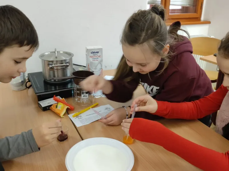 Přednáška o výrobě mléčných výrobků v rámci Dětské zemědělské akademie