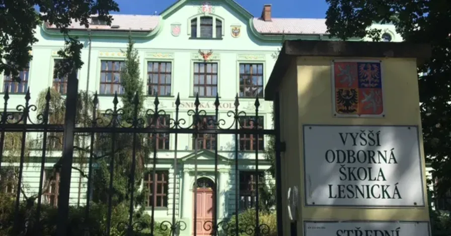Jednání Předsednictva ČAZV na půdě Vyšší odborné školy lesnické a Střední lesnické školy Bedřicha Schwarzenberga Písek