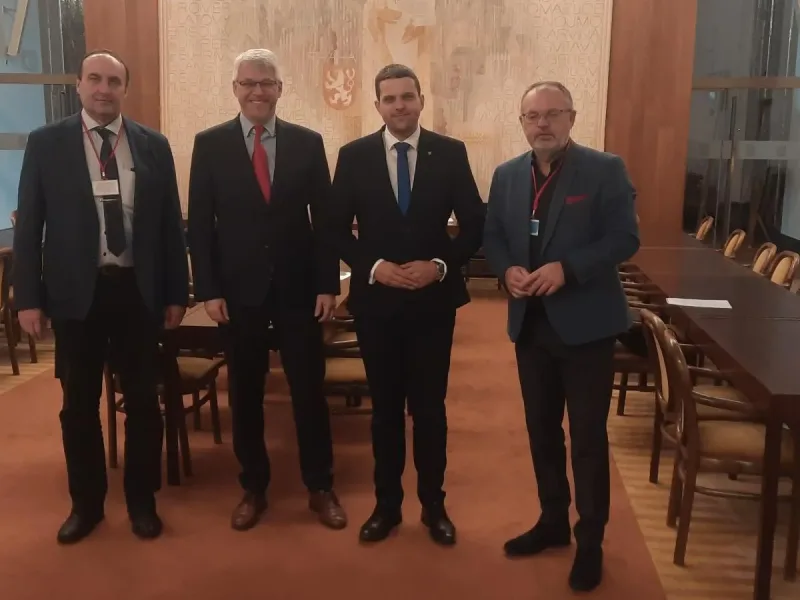 Setkání zástupců ČAZV s panem ministrem životního prostředí